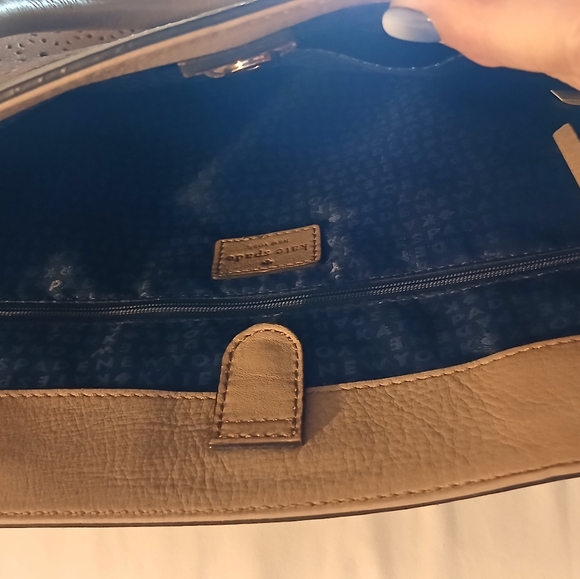 ♠️Kate Spade perforated Leather Tote - Picture 11 of 14